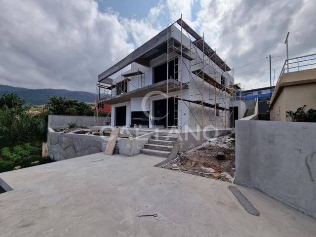 à venda Exclusiva mansão de 2 dormitórios, Calheta, Portugal