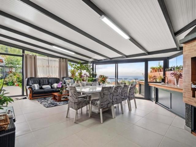 à venda Exclusiva mansão de 250 m2, São Vicente, Madeira