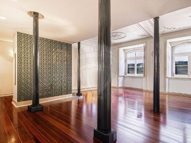 à venda Apartamento de alto padrão, Misericórdia, Lisboa
