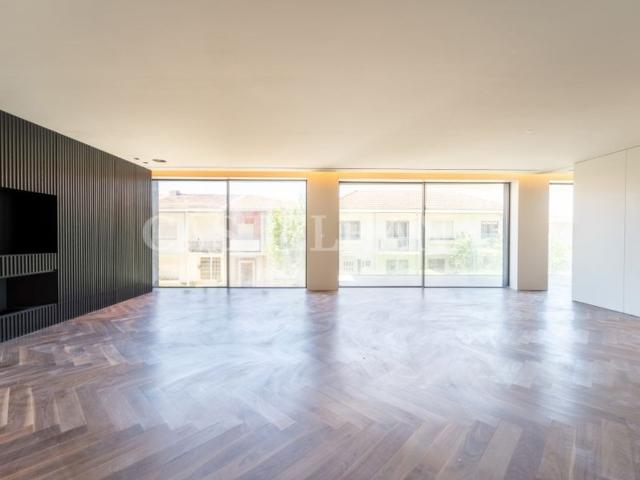 à venda Luxuoso apartamento, Cristo Rei, Porto