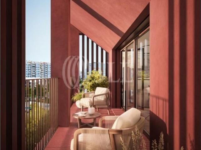 à venda Apartamento de alto padrão de 141 m2, Almada, Setúbal