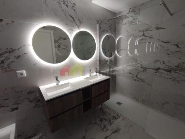 à venda Apartamento de alto padrão de 147 m2, Seixal, Setúbal