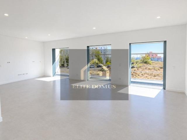 à venda Apartamento de alto padrão de 149 m2, Santo Antonio de Cavaleiros, Loures, Lisboa