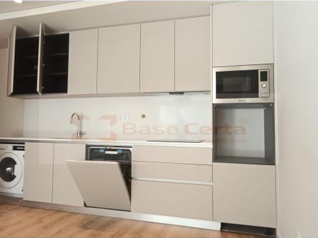 à venda Apartamento de alto padrão de 150 m2, Loures, Portugal