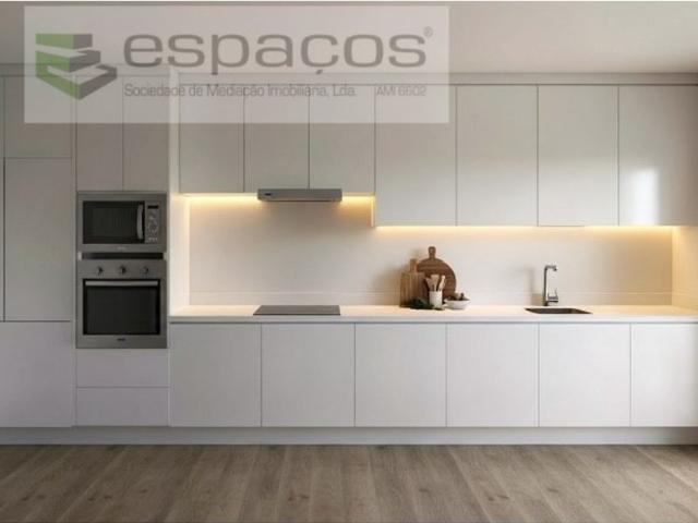 à venda Apartamento de alto padrão de 150 m2, Odivelas, Lisboa