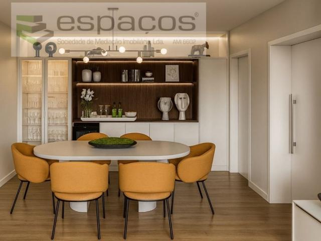 à venda Apartamento de alto padrão de 150 m2, Odivelas, Lisboa