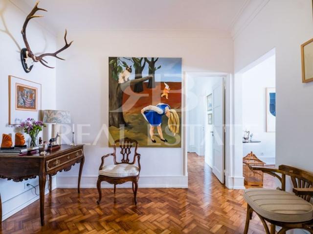 à venda Apartamento de alto padrão de 150 m2, Restelo Santa Maria de Belem, Lisboa