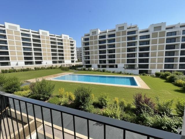 à venda Apartamento de alto padrão de 151 m2, Loures, Lisboa