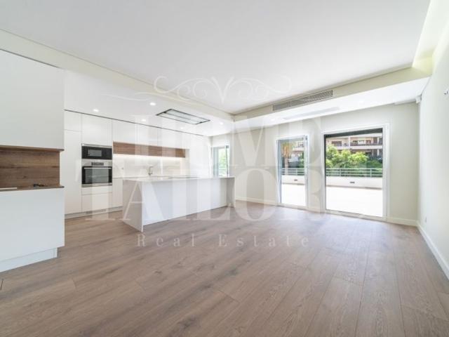 à venda Apartamento de alto padrão de 266 m2, Odivelas, Portugal