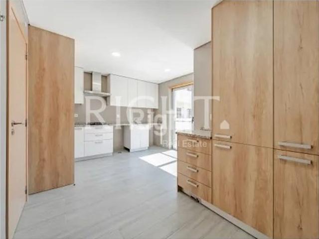 à venda Apartamento de alto padrão de 163 m2, Lisboa