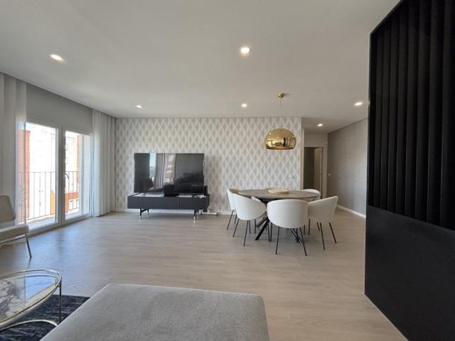 à venda Apartamento de alto padrão de 161 m2, Amadora, Lisboa