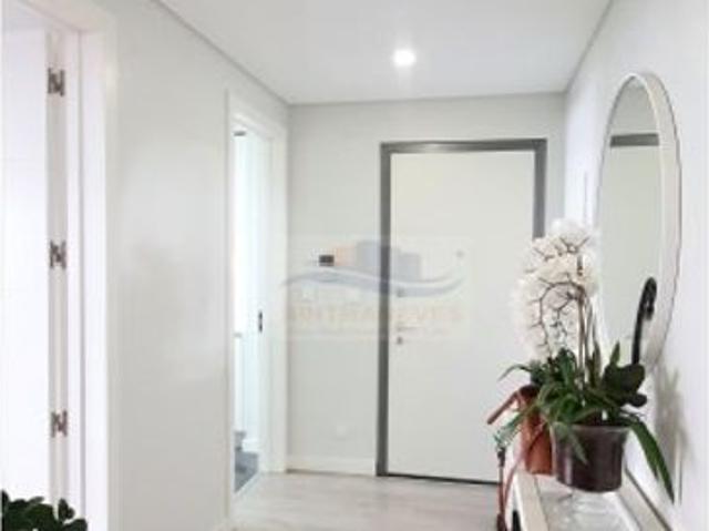 à venda Apartamento de alto padrão de 166 m2, Loures, Portugal