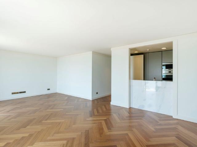 à venda Apartamento de alto padrão de 171 m2, Santa Maria Maior, Lisboa