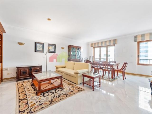 à venda Apartamento de alto padrão de 184 m2, Lisboa, Portugal