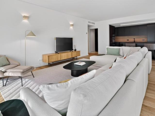 à venda Apartamento de alto padrão de 186 m2, Lumiar, Lisboa
