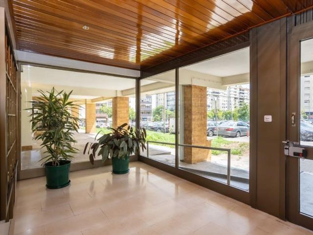 à venda Apartamento de alto padrão de 102 m2, Loures, Lisboa