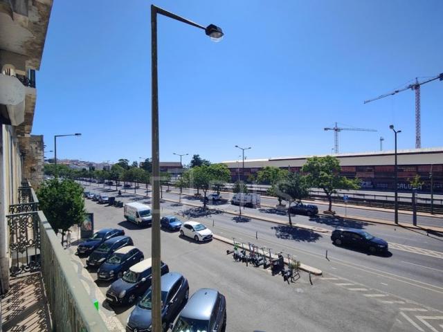 à venda Apartamento de luxo, 24 de Julho, Lisboa