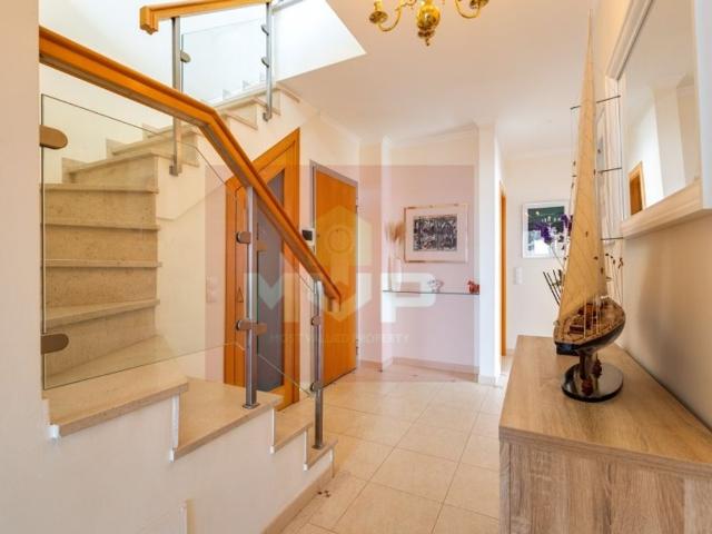 à venda Luxuoso apartamento de 107 m2, Faro