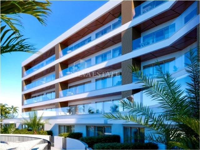 à venda Apartamento de alto padrão de 108 m2, Calheta, Portugal
