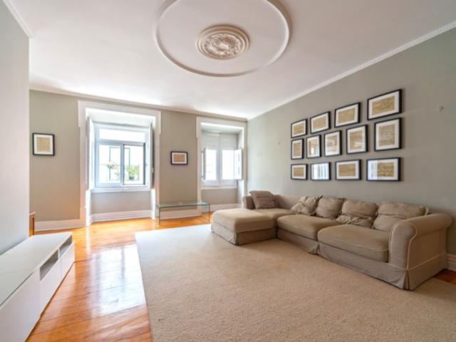 à venda Apartamento de alto padrão de 120 m2, Lisboa, Portugal