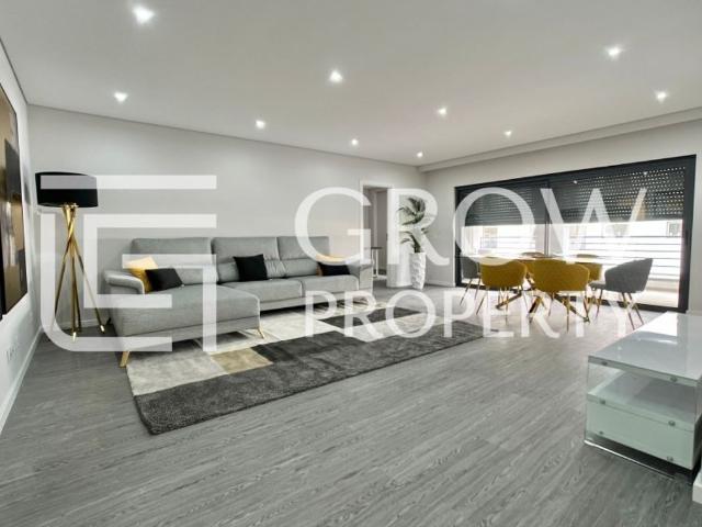 à venda Apartamento de luxo de 128 m2, Peares, Olhão, Faro