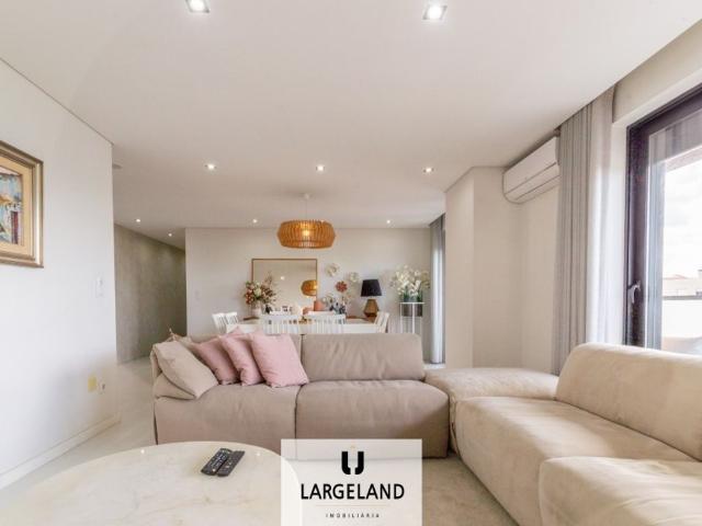 à venda Apartamento de alto padrão de 128 m2, Santa Maria da Feira, Portugal