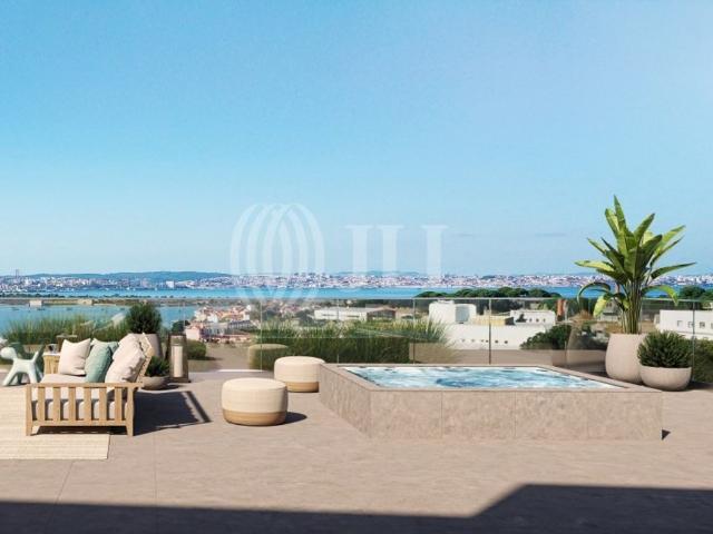 à venda Apartamento de alto padrão de 129 m2, Seixal, Setúbal