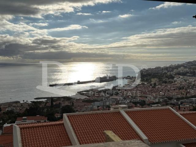 à venda Apartamento de alto padrão de 130 m2, Funchal, Portugal