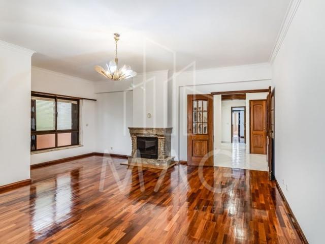 à venda Luxuoso apartamento de 216 m2, Lisboa
