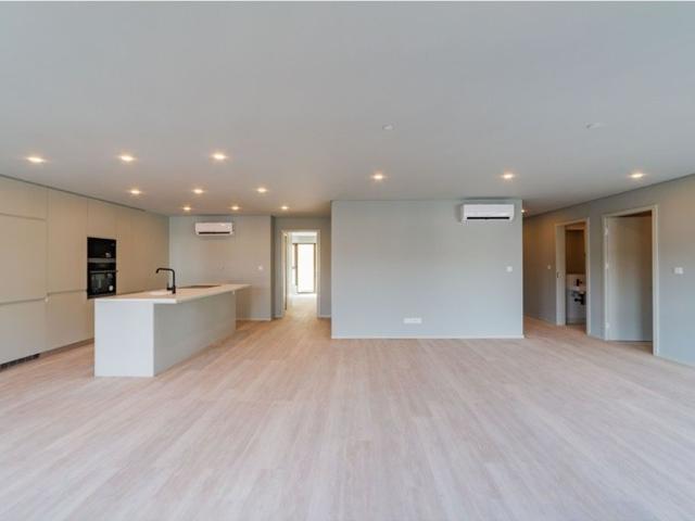 à venda Apartamento de alto padrão de 231 m2, Lisboa