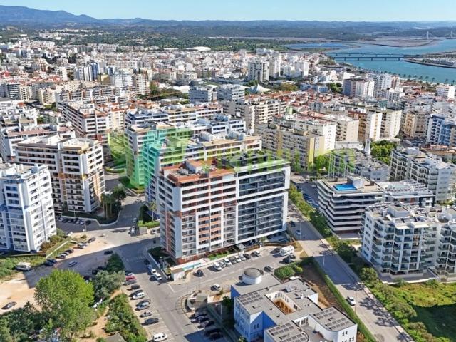 à venda Apartamento de alto padrão de 359 m2, Alto do Quintao, Portimão, Faro