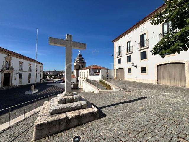 à venda Apartamento de alto padrão de 380 m2, Leiria