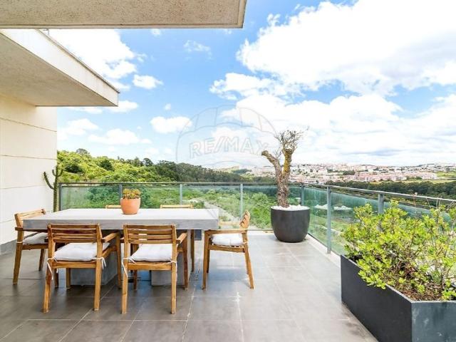 à venda Apartamento de alto padrão de 303 m2, Oeiras, Lisboa