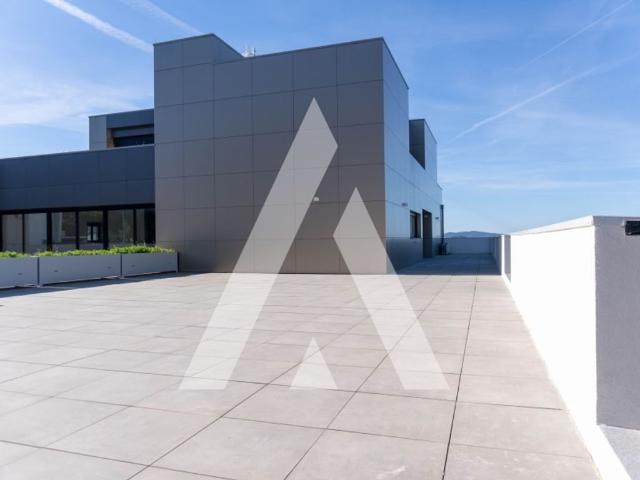 à venda Apartamento de alto padrão de 319 m2, Braga