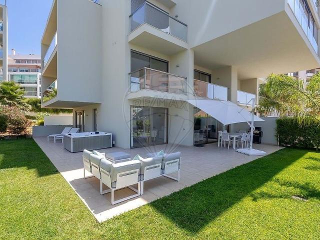 à venda Apartamento de alto padrão de 439 m2, Portimão, Faro