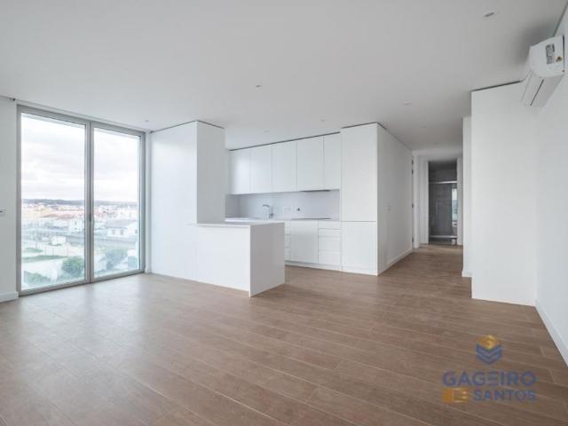 à venda Apartamento de luxo de 86 m2, Avenida Marginal, Alcobaça, Leiria