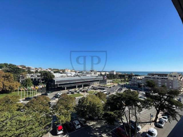 à venda Apartamento de alto padrão de 88 m2, Estoril, Cascais, Lisboa
