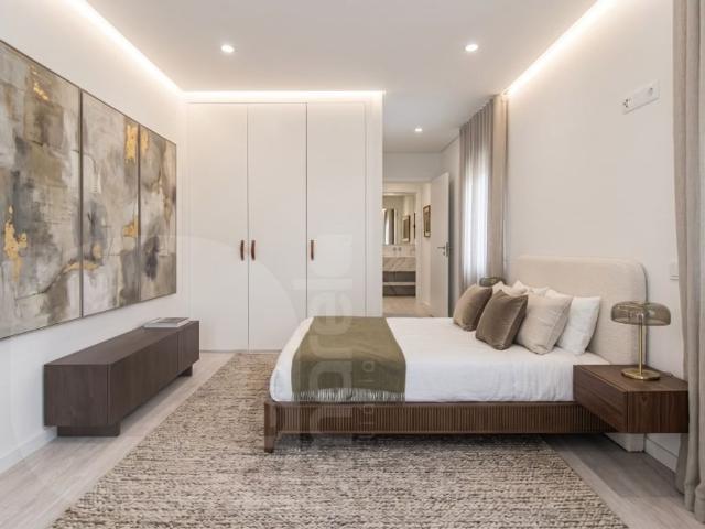 à venda Apartamento de alto padrão de 94 m2, Seixal, Portugal
