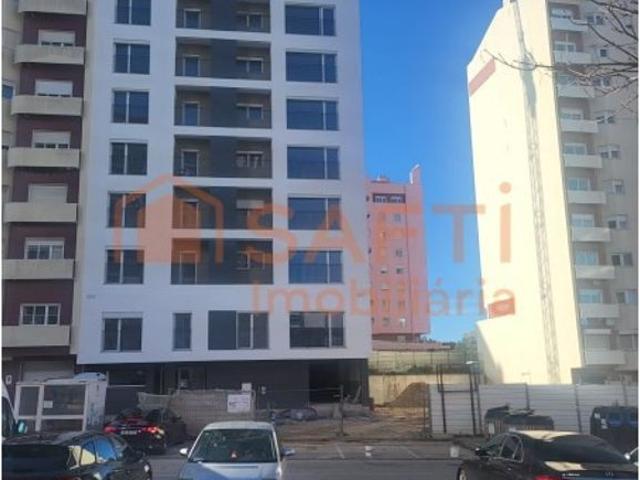 à venda Apartamento de alto padrão de 95 m2, Seixal, Setúbal