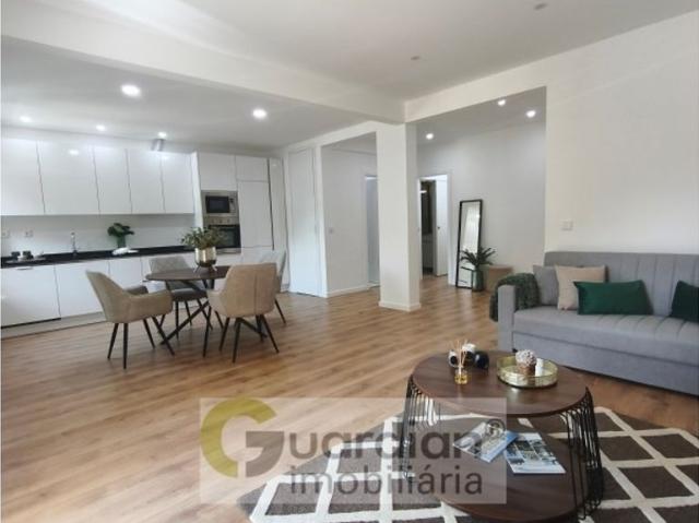 à venda Apartamento de alto padrão de 97 m2, Cemiterio, Lisboa