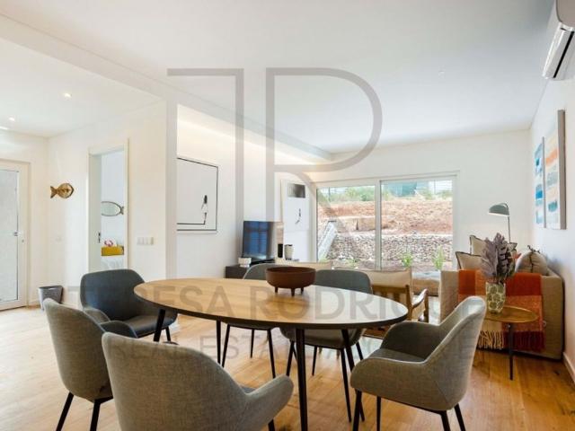 à venda Apartamento de alto padrão de 97 m2, Sesmarias, Lagoa, Faro