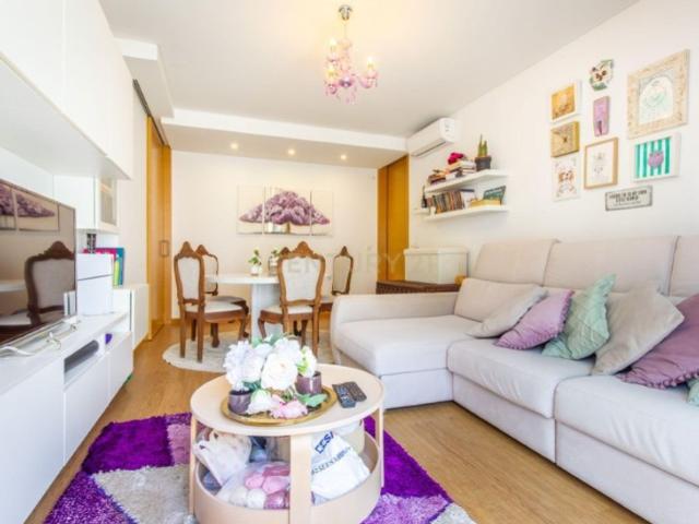 à venda Apartamento de alto padrão de 99 m2, Loures, Portugal