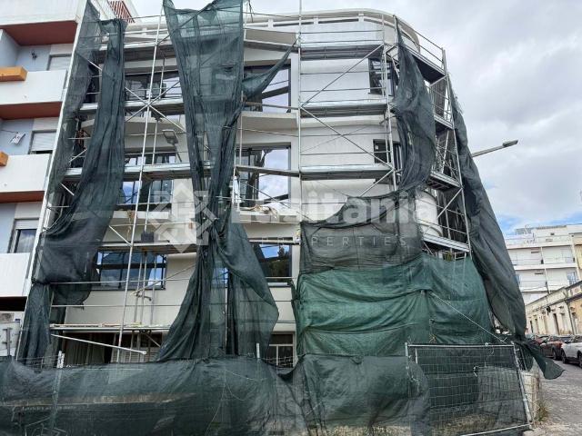 à venda Apartamento de alto padrão de 908 m2, Faro Sé e São Pedro, Faro