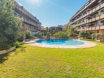 Apartamento à venda em Estrada Dos Redondos