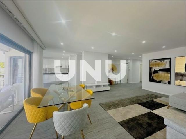 à venda Luxuoso apartamento de 128 m2, Olhão, Faro