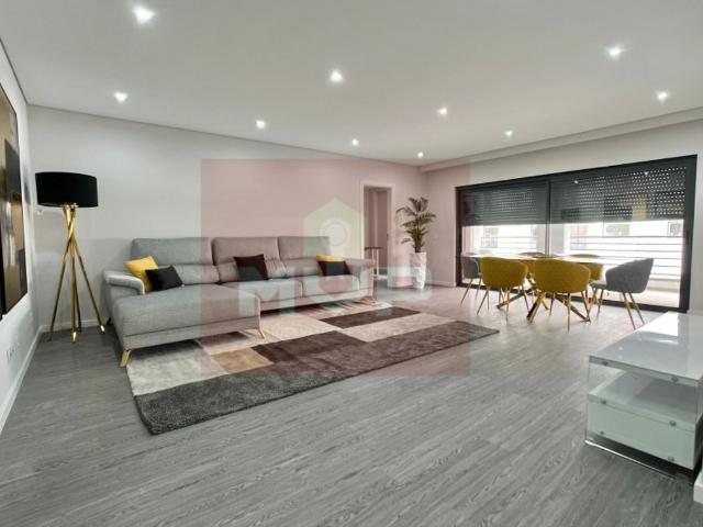 à venda Apartamento de alto padrão, Peares, Olhão, Faro
