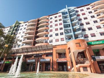 à venda Apartamento de luxo de 120 m2, Almada, Setúbal