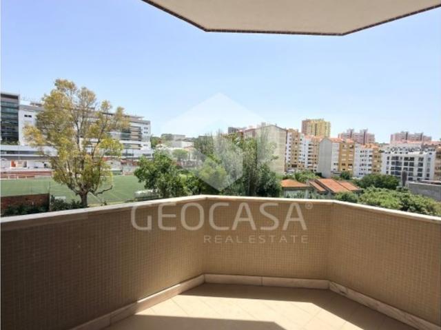 à venda Apartamento de luxo de 120 m2, Laranjeiras, Lisboa