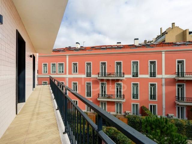 à venda Apartamento de alto padrão de 123 m2, Campo de Ourique Santo Condestavel, Lisboa