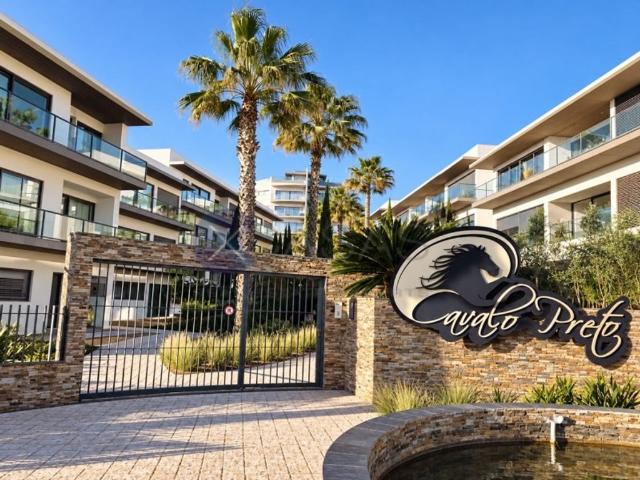 à venda Luxuoso apartamento de 134 m2, Abelheira, Loulé, Faro